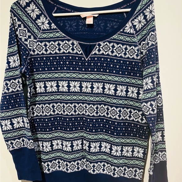 VICTORIA’S SECRET PJ TOP - Picture 2 of 7